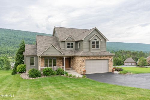 402 Pleasantview Dr, Hollidaysburg, PA, 16648-9282 | Card Image