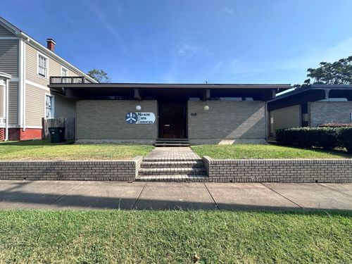 918 Garland St, Little Rock, AR, 72201-1211 | Card Image