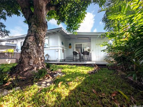 a-621 Auwai St, Kailua, HI, 96734-5614 | Card Image