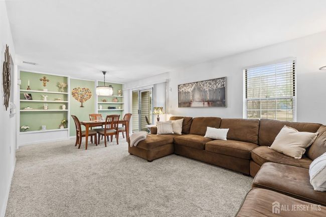 9 Lindsey Cir, Townhouse with 1 bedrooms, 1 bathrooms and null parking in Old Bridge NJ | Image 7