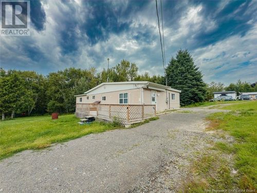 5711 Rte 105, Pembroke, NB, E7N1T8 | Card Image