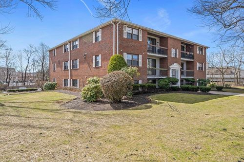 apt-10-1 Centre St, Canton, MA, 02021-3152 | Card Image