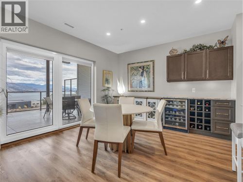 322-300 Vista Pk, Penticton, BC, V2A0B2 | Card Image