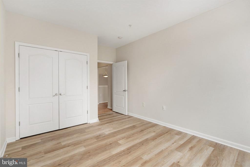 Residential in WOODBRIDGE 3