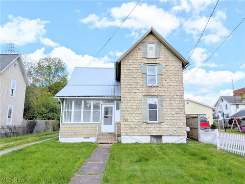 226 Smith Ave Sw, Canton, OH, 44706-1147 | Card Image