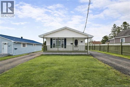 199 Cedar St, Moncton, NB, E1C7L6 | Card Image