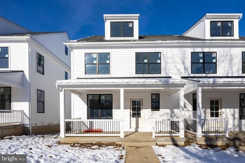 453 E Franklin St, MEDIA, PA, 19063-3810 | Card Image