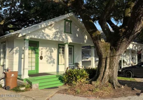 132 Dukate St, Biloxi, MS, 39530-4338 | Card Image