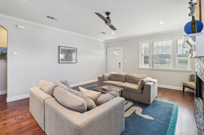601 N Lancaster Ave, House other with 3 bedrooms, 2 bathrooms and null parking in Dallas TX | Image 4