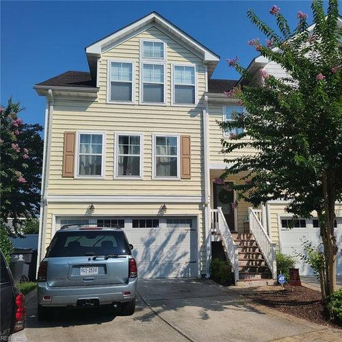 5517 Taylors Walke Ln, Virginia Beach, VA, 23462-1781 | Card Image