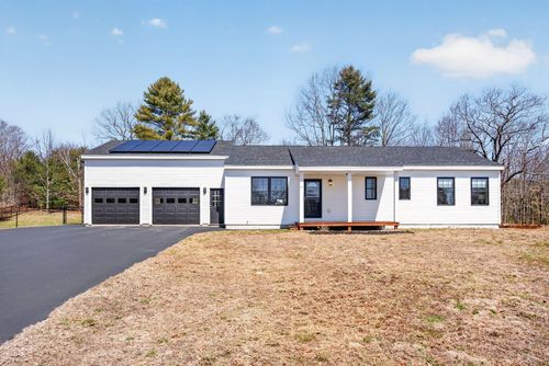 4 Nelsen Road, Westbrook, ME, 04092 | Card Image
