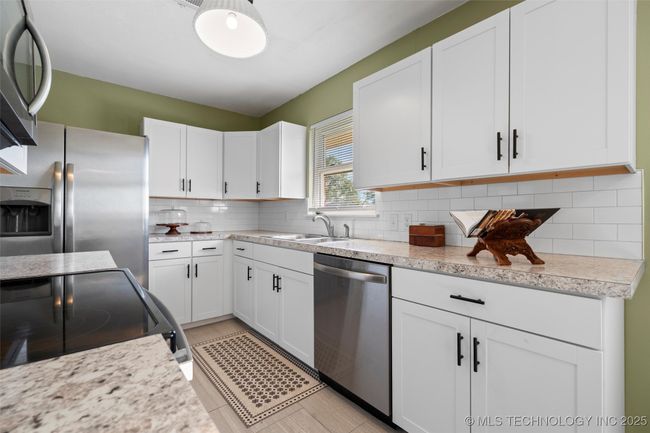 321 Elmhurst Ave, House other with 3 bedrooms, 1 bathrooms and null parking in Bartlesville OK | Image 10