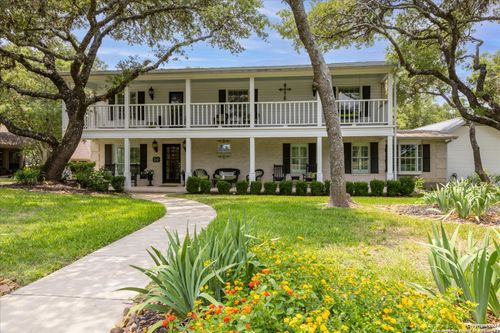 29715 Windchime Hl, Fair Oaks Ranch, TX, 78015-4565 | Card Image