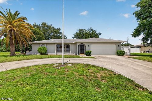 1634 Country Club Blvd, Cape Coral, FL, 33990-2176 | Card Image