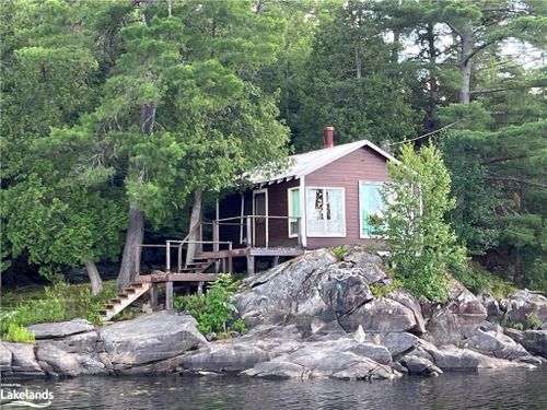 66 Pickerel River Rd, Pickerel, ON, P0G1J0 | Card Image