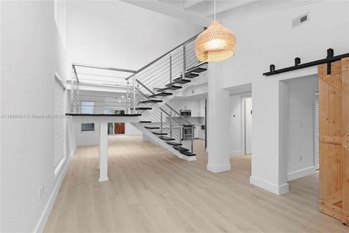 3030 Bird Ave, Coconut Grove, FL, 33133-4518 | Card Image