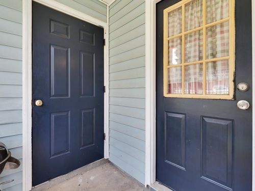 2221 Timberwood Cir S, TALLAHASSEE, FL, 32304-2685 | Card Image