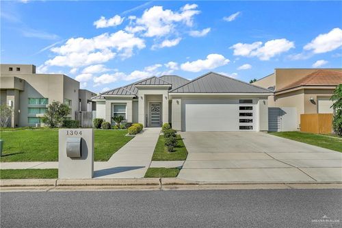 1304 Providence Ave, McAllen, TX, 78504-2693 | Card Image