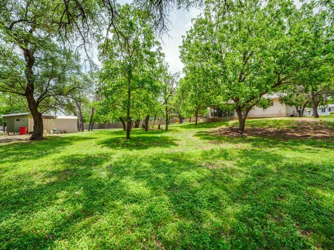 235 Wedgewood Ln, Home with 2 bedrooms, 2 bathrooms and 2 parking in Kerrville TX | Image 23