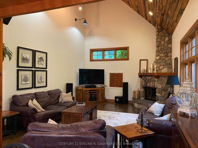 918183 Portage Bay Rd, House other with 4 bedrooms, 3 bathrooms and 20 parking in Cobalt ON | Image 6