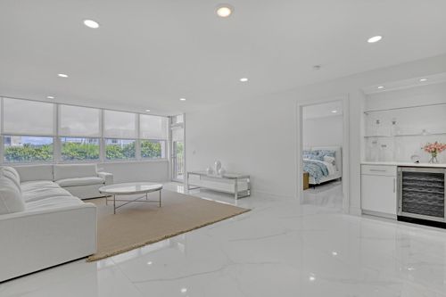 apt-321-2295 S Ocean Blvd, Palm Beach, FL, 33480-5381 | Card Image