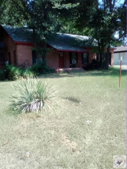 304 W Main St, Atlanta, TX, 75551-2523 | Card Image