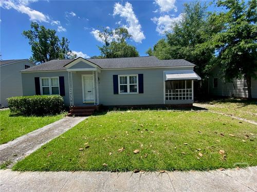 2219 E 40th St, savannah, GA, 31404-3803 | Card Image