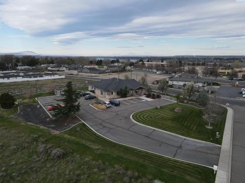 1123 N Grant Pl, Kennewick, WA, 99336 | Card Image