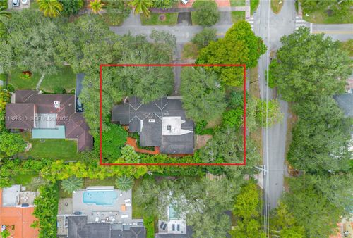 2607 N Greenway Dr, Coral Gables, FL, 33134-5545 | Card Image