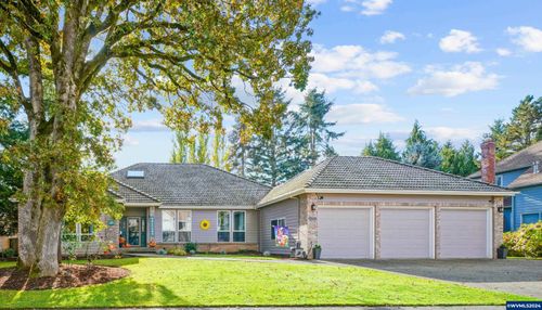 1572 Webster Dr Se, Salem, OR, 97302 | Card Image