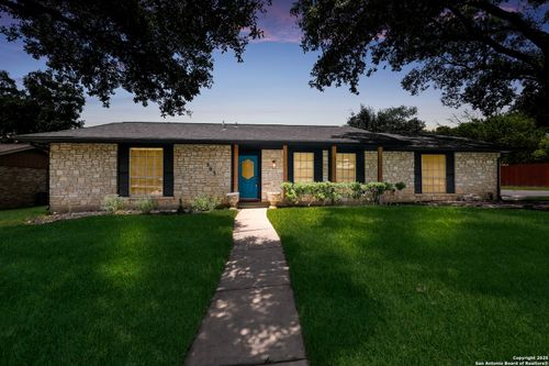 6203 Sun Dial St, Leon Valley, TX, 78238-1544 | Card Image
