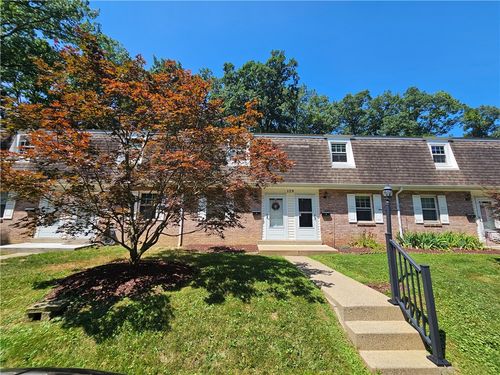 apt-d-129 Whitestown Vlg, Butler, PA, 16001-6652 | Card Image