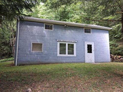 8 Ansley Rd, Galeton, PA, 16922-9160 | Card Image