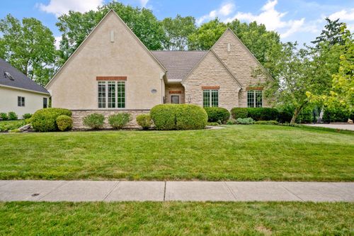 982 Adin Trl, Columbus, OH, 43235-1787 | Card Image