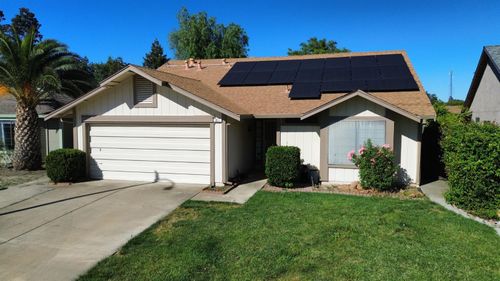 611 Crystal Springs Dr, Woodland, CA, 95776-5772 | Card Image