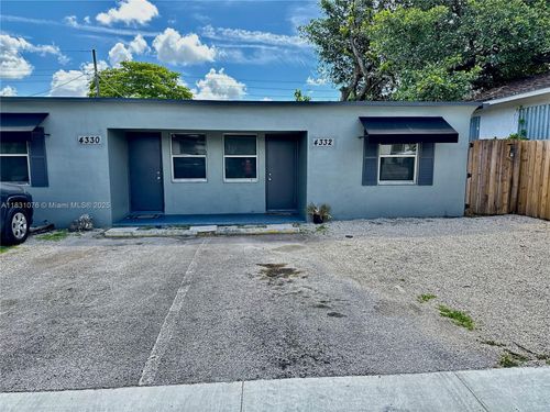 0-4332 Sw 56th Ave, Davie, FL, 33314-3841 | Card Image