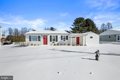 925 Waters Ave, FALLSTON, MD, 21047-2310 | Card Image