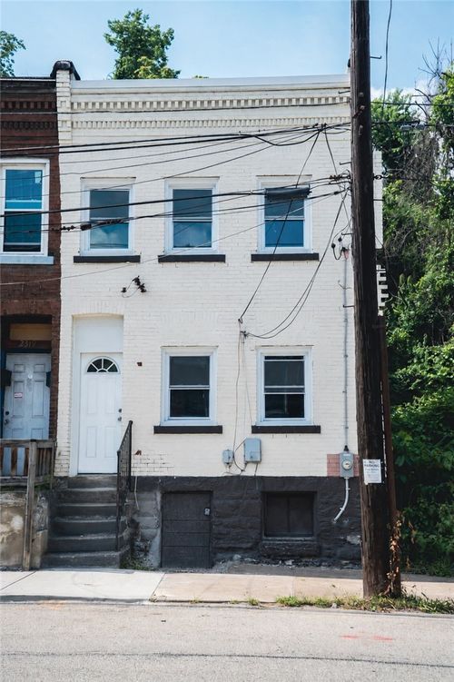 2321 Centre Ave, Pittsburgh, PA, 15219-4887 | Card Image