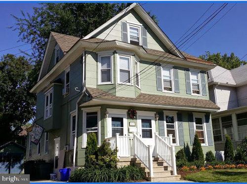 219 Woodlawn Ter, COLLINGSWOOD, NJ, 08108-1542 | Card Image