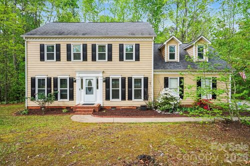 8637 Quarters Ln, Mint Hill, NC, 28227-8937 | Card Image