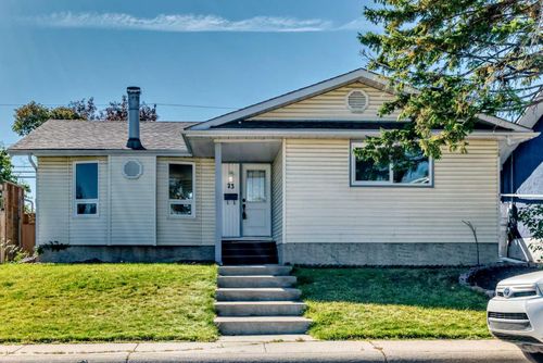 23 Penworth Cres Se, Calgary, AB, T2A4C5 | Card Image