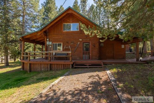 4008 Woodchuck Ln, Island Park, ID, 83429 | Card Image