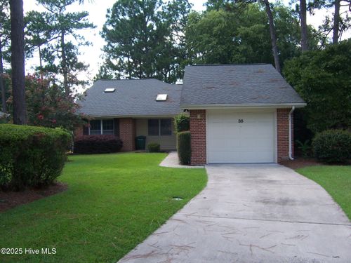 35 Gull Ln, Pinehurst, NC, 28374-8143 | Card Image