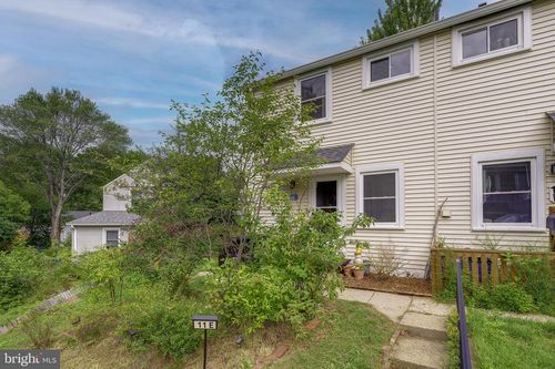 11 Hillside Rd, GREENBELT, MD, 20770-7789 | Card Image