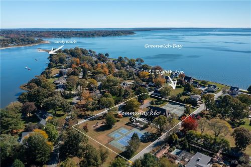 51 8th Ave, Warwick, RI, 02886-8338 | Card Image