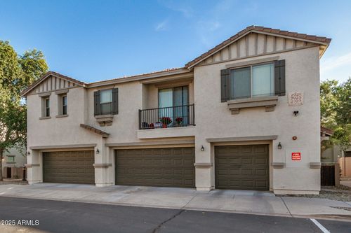 2925 E Dunbar Dr, Phoenix, AZ, 85042-6077 | Card Image