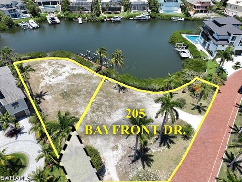 205 Bayfront Dr, BONITA SPRINGS, FL, 34134-8548 | Card Image