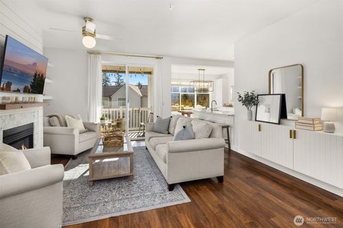 unit-a204-23420 Se Black Nugget Rd, Issaquah, WA, 98029-6946 | Card Image