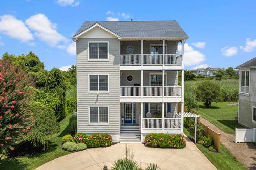 209 Pittsburg Ave, Cape May, NJ, 08204-2748 | Card Image