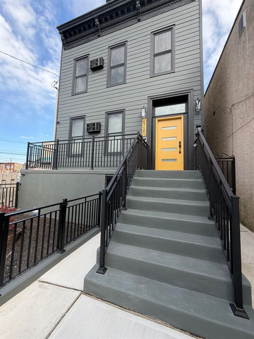 2-6720 John F Kennedy Blvd, West New York, NJ, 07093 | Card Image